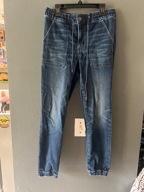 American eagle jogger jeans